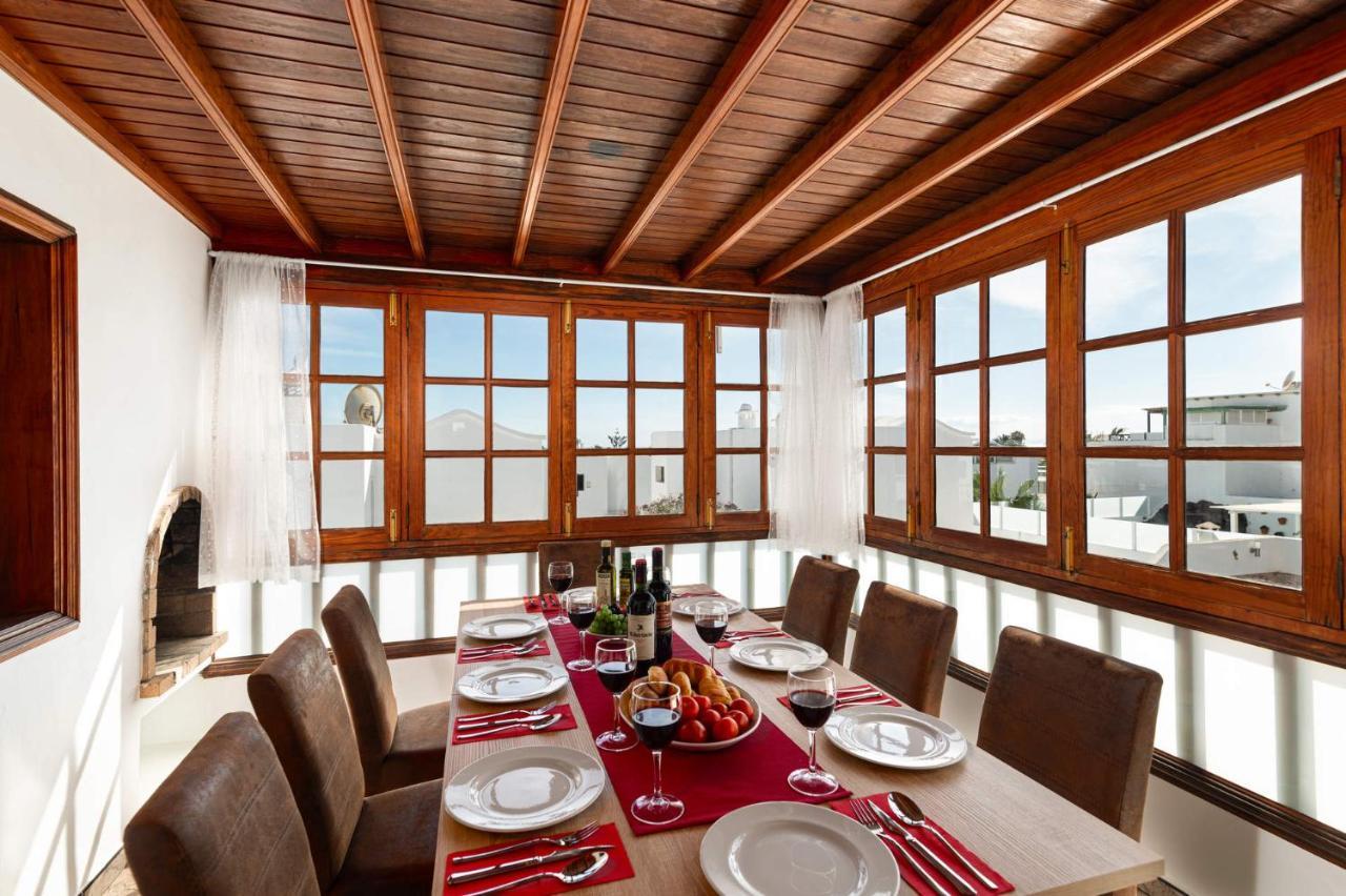 Villa Margarita By Villa Plus Tias Exterior photo